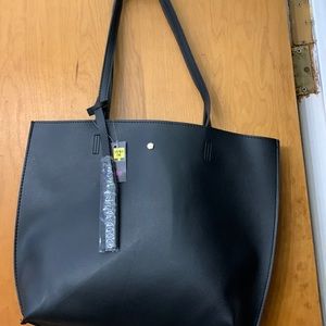 Black tote